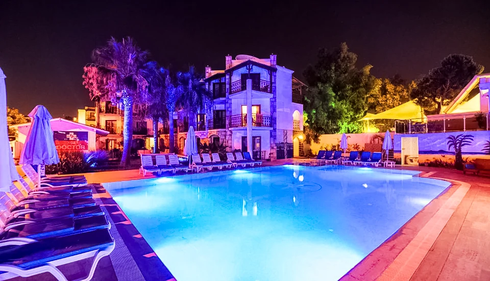 هتل آیاز آکوا بدروم